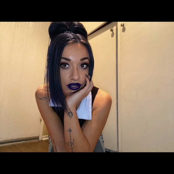 PISH POSH 🤭 tis Jackie. Nice to acquaint with you - Picture 8 of 8